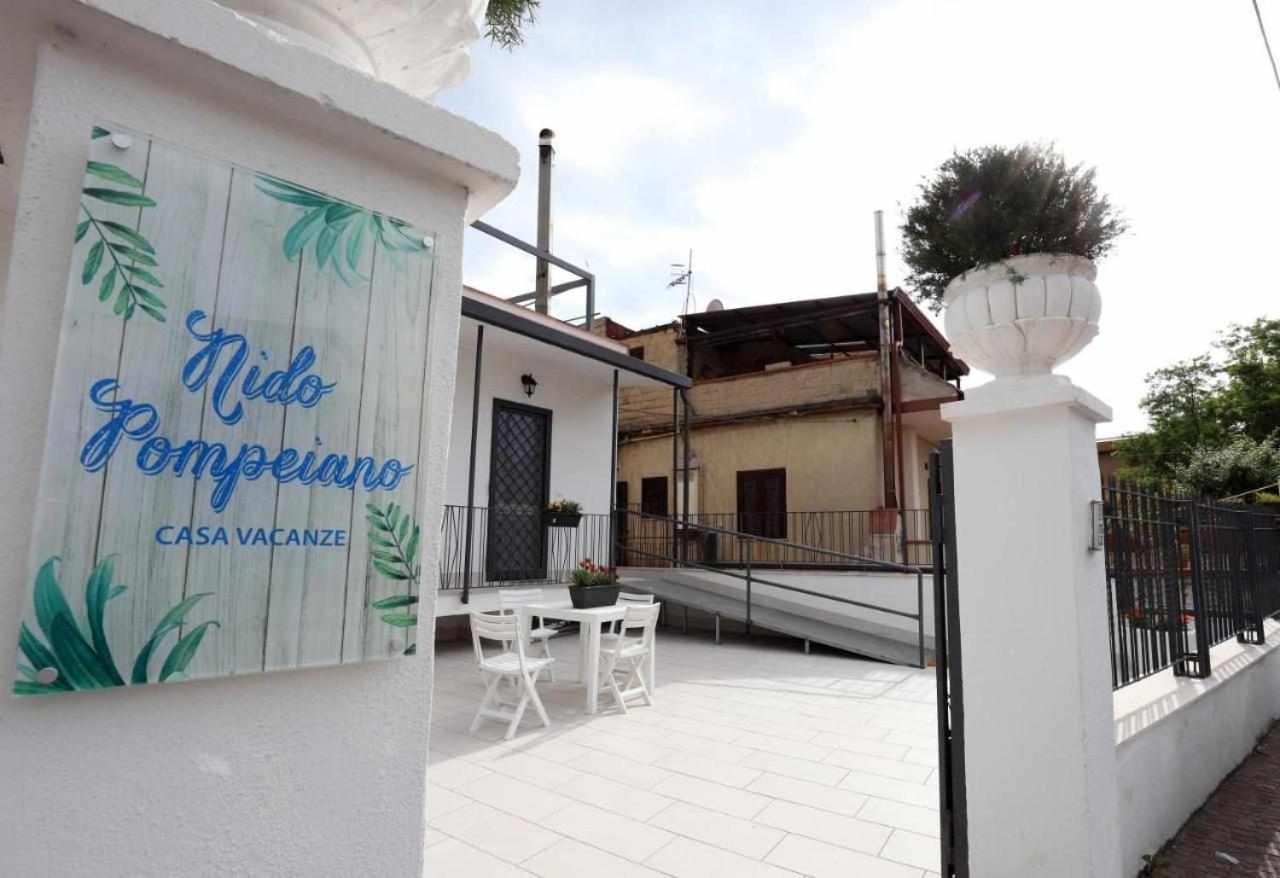 Nido Pompeiano Casa Vacanze ภายนอก รูปภาพ